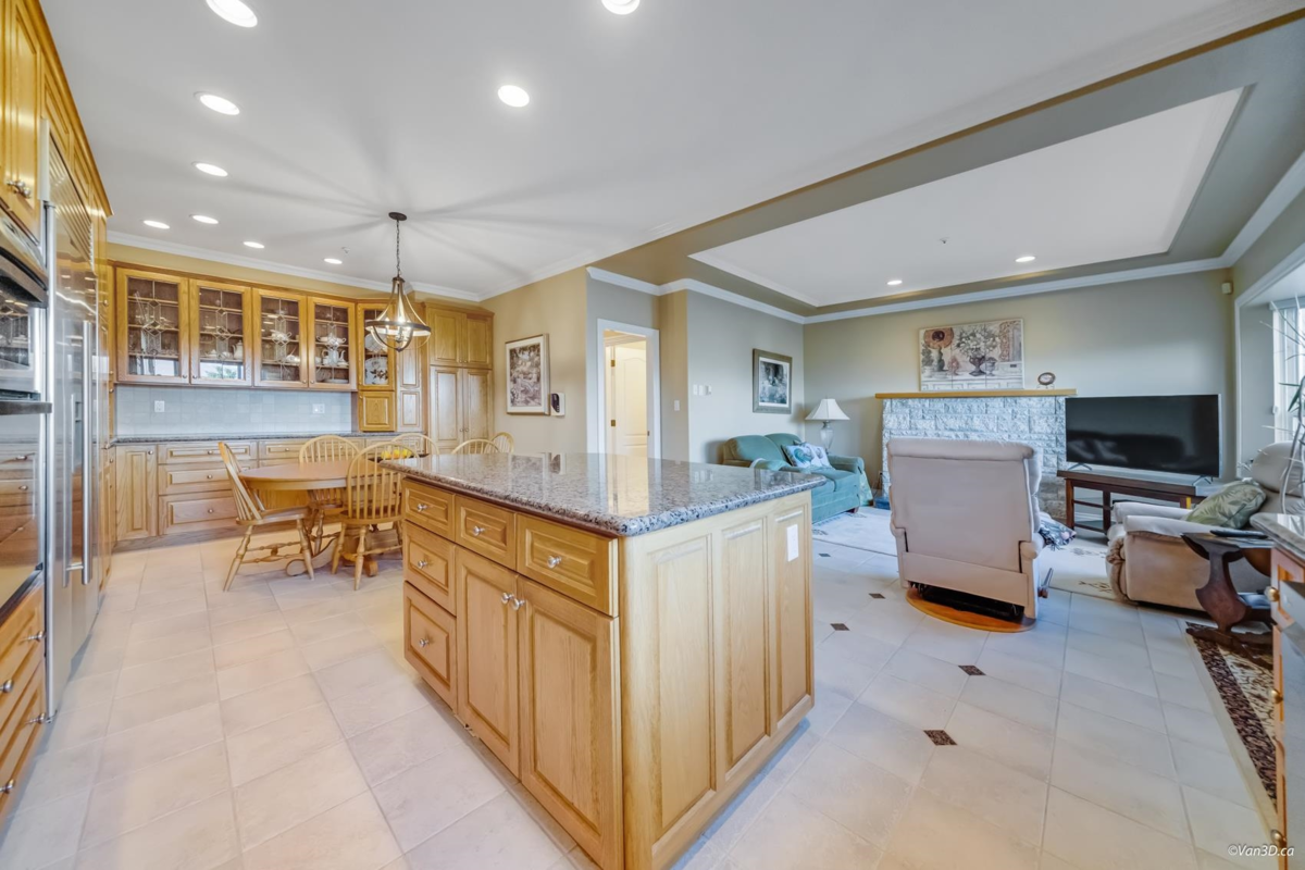 Primary Bedroom Photo of 1627 E 34th Avenue, Vancouver, BC