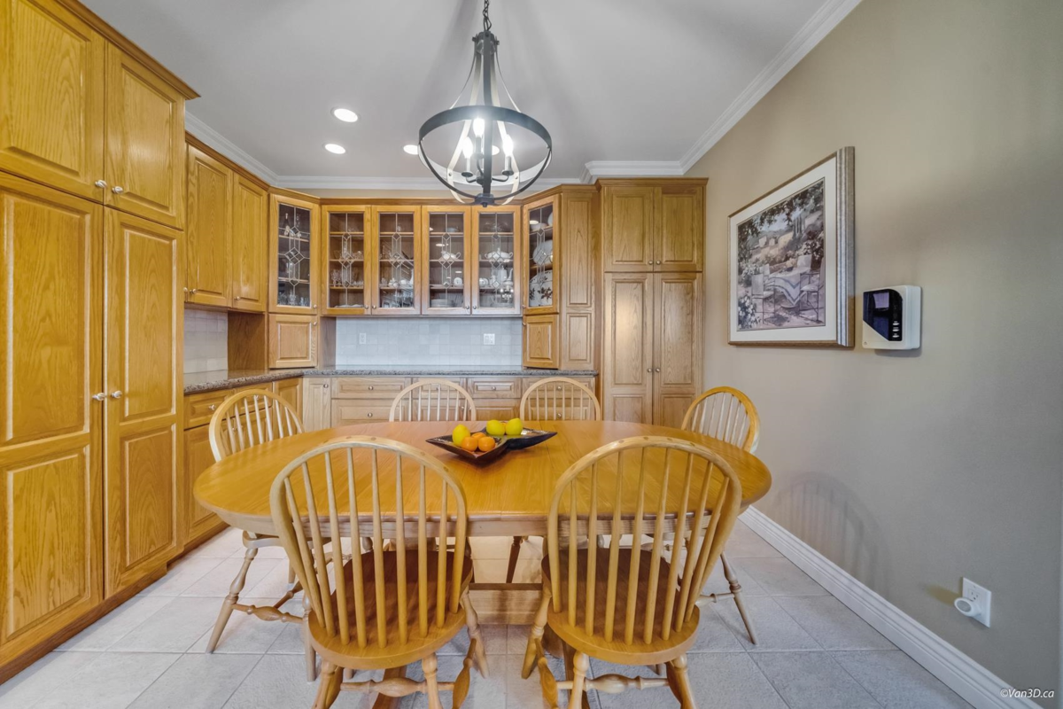 Walk-In Closet Photo of 1627 E 34th Avenue, Vancouver, BC