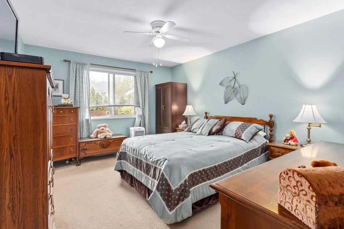 Laundry Room Photo of 11915 237a Street, Maple Ridge, BC