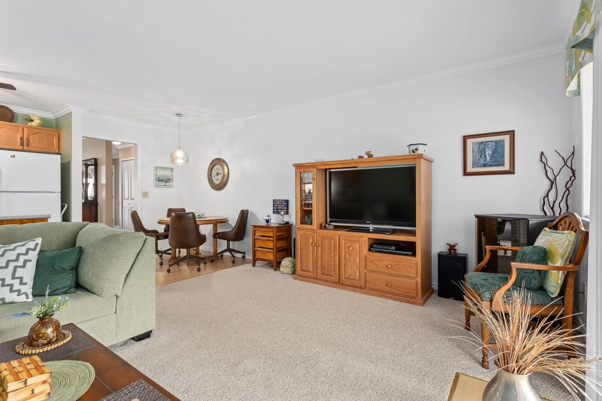 Mudroom Photo of 11915 237a Street, Maple Ridge, BC