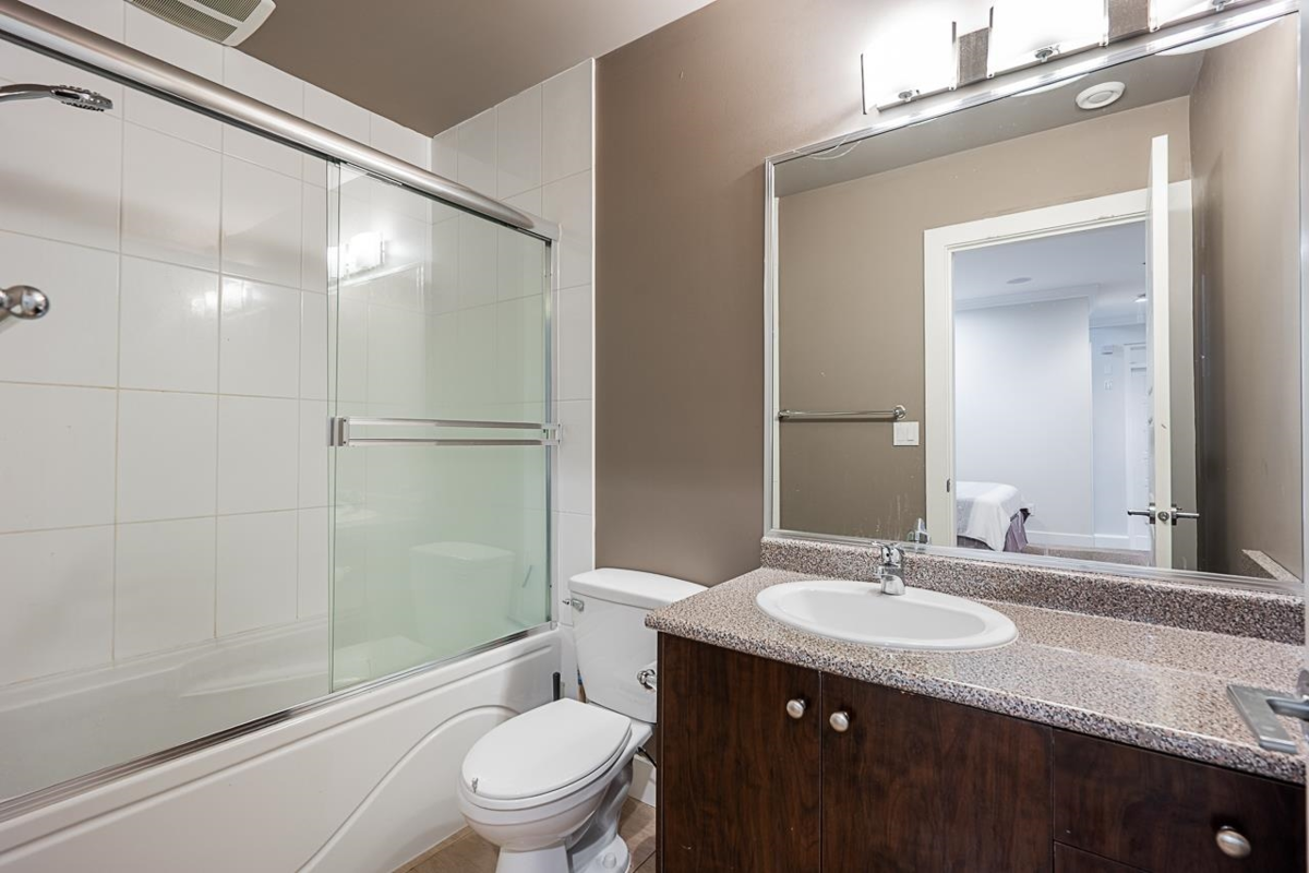 Backyard Photo of 16302 25 Avenue, Surrey, BC