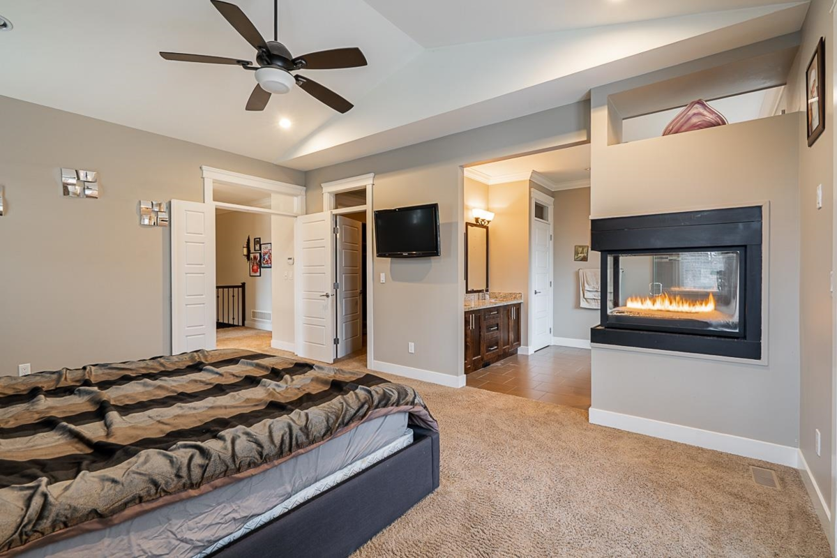 Office / Den Photo of 16302 25 Avenue, Surrey, BC