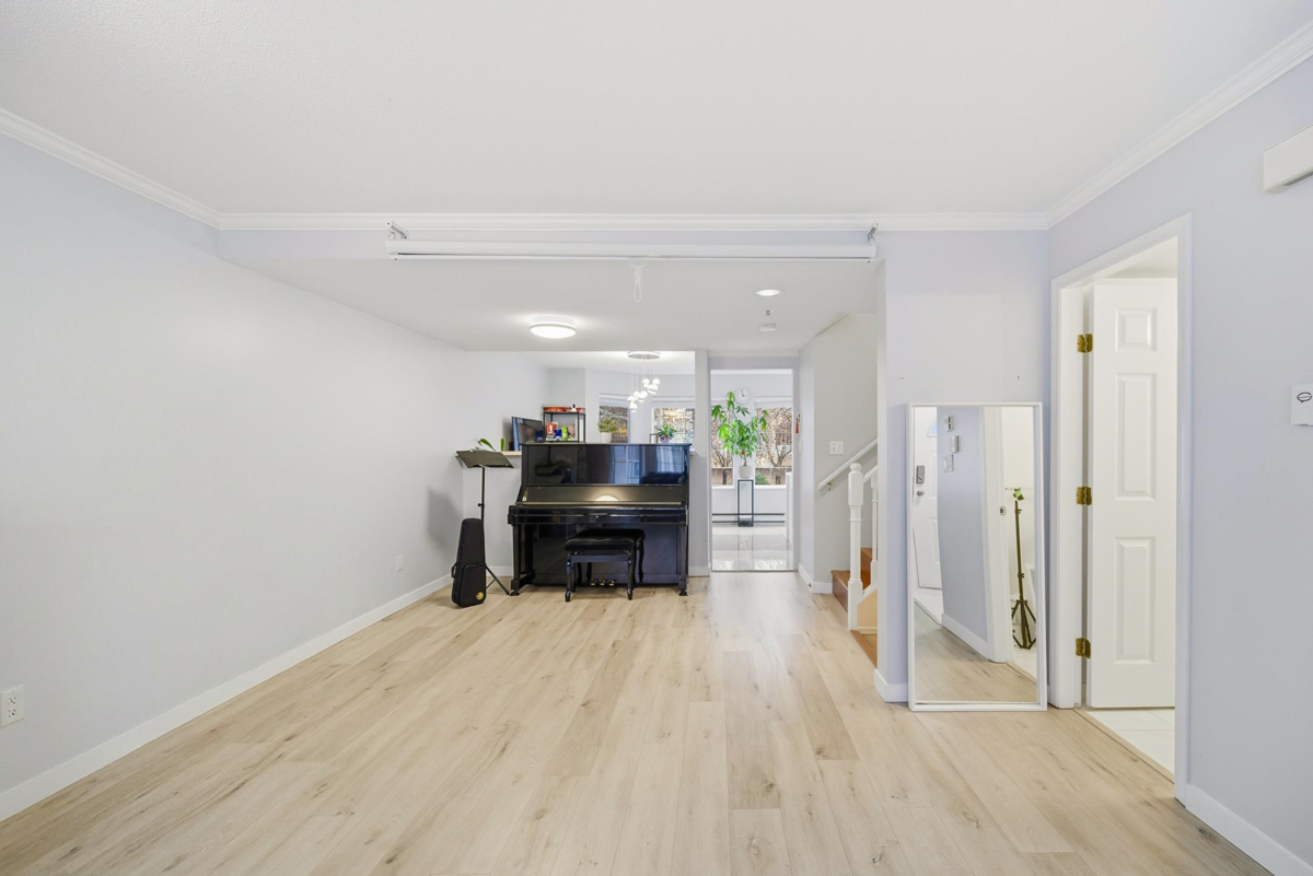 Kitchen Island Photo of 18 8711 Jones Road, Richmond, BC