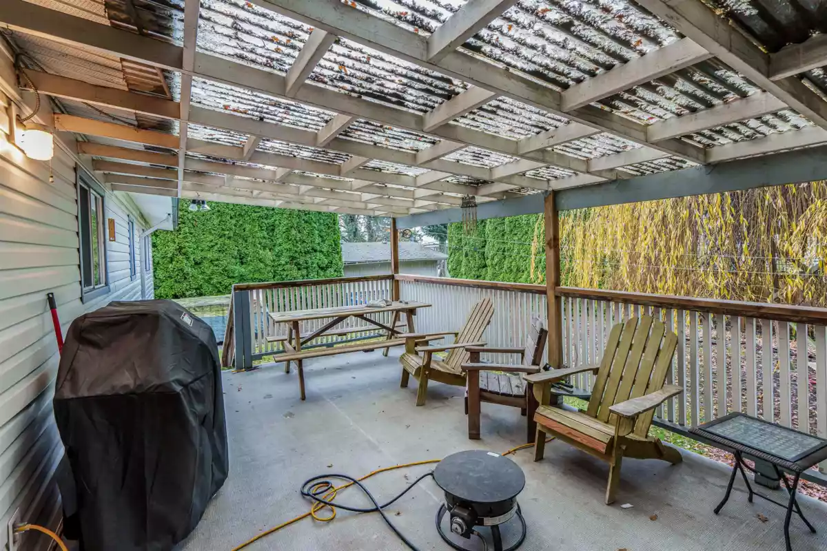 Garage Interior Photo of 2175 Lynden Street, Abbotsford, BC