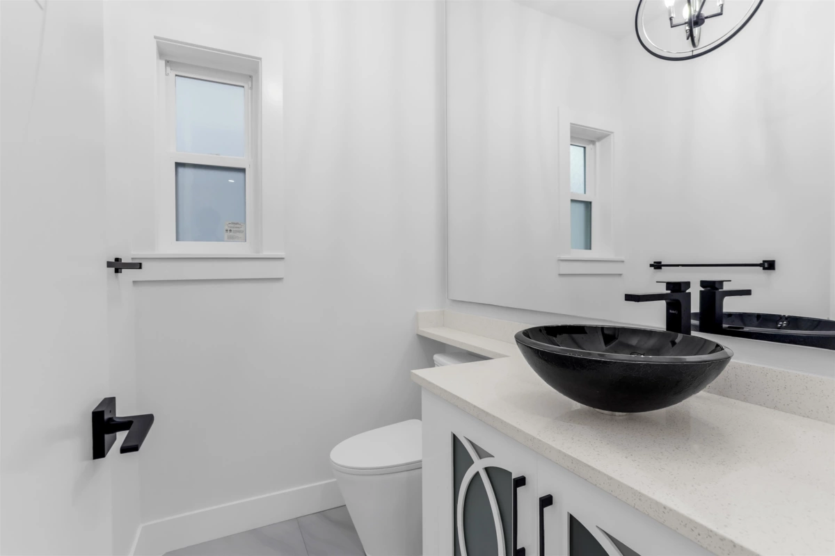 Breakfast Nook Photo of 13762 112 Avenue, Surrey, BC