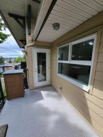 Entry Foyer Photo of 417 2565 Campbell Avenue, Abbotsford, BC