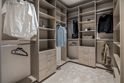 Hallway Photo of 9631 Bakerview Drive, Richmond, BC