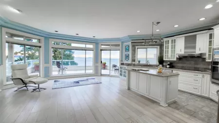 Breakfast Nook Photo of 14937 Blackwood Lane, White Rock, BC