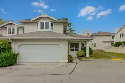 4 6452 121 Street, Surrey, BC, Surrey — Townhouse for sale