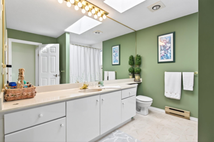 Hallway Photo of 101 16275 15 Avenue, Surrey, BC