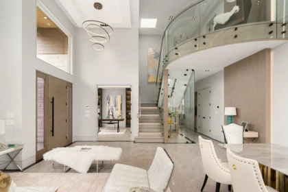Staircase Photo of 6571 Whiteoak Drive, Richmond, BC