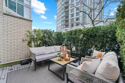 123 Aquarius Mews, Vancouver, BC, Vancouver — Townhouse for sale