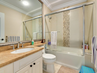 Hallway Photo of 13975 28 Avenue, Surrey, BC