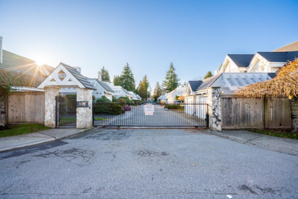 9 9785 152b Street, Surrey, BC, Guildford — 2 bed townhouse for sale