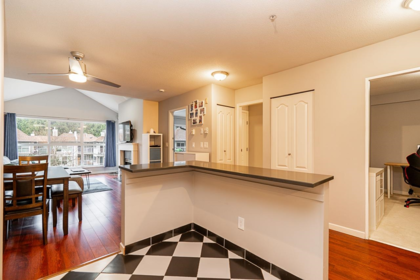 403 9668 148 Street, Surrey, BC, Surrey — Apartment/Condo for sale