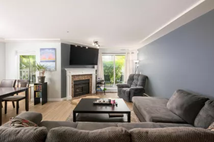 102 20433 53 Avenue, Langley, BC, Langley — Apartment/Condo for sale