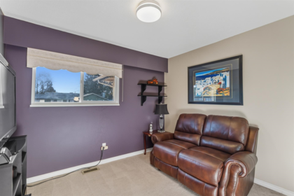 Guest Bathroom Photo of 11935 82a Avenue, Delta, BC