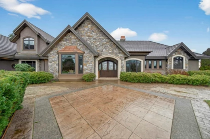 24228 River Road, Maple Ridge, BC