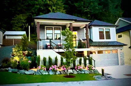 73 1880 Columbia Valley Road, Lindell Beach, BC, Cultus Lake South — 4 bed single family residence for sale