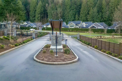 Hot Tub / Spa Photo of 73 1880 Columbia Valley Road, Lindell Beach, BC