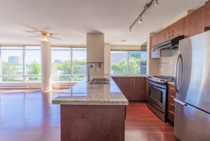 603 8280 Lansdowne Road, Richmond, BC, Richmond — Apartment/Condo for sale
