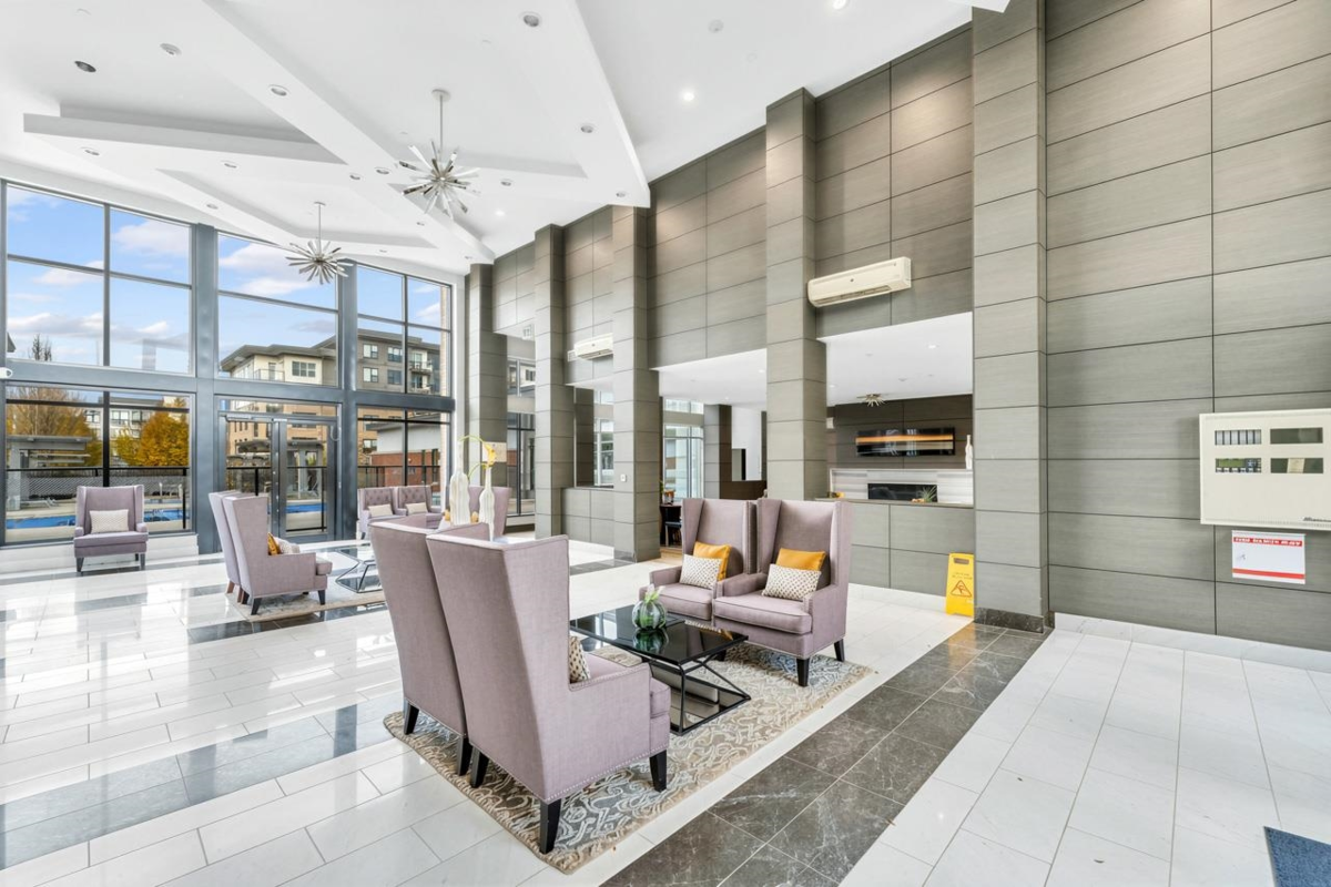 Mudroom Photo of 117 9311 Alexandra Road, Richmond, BC