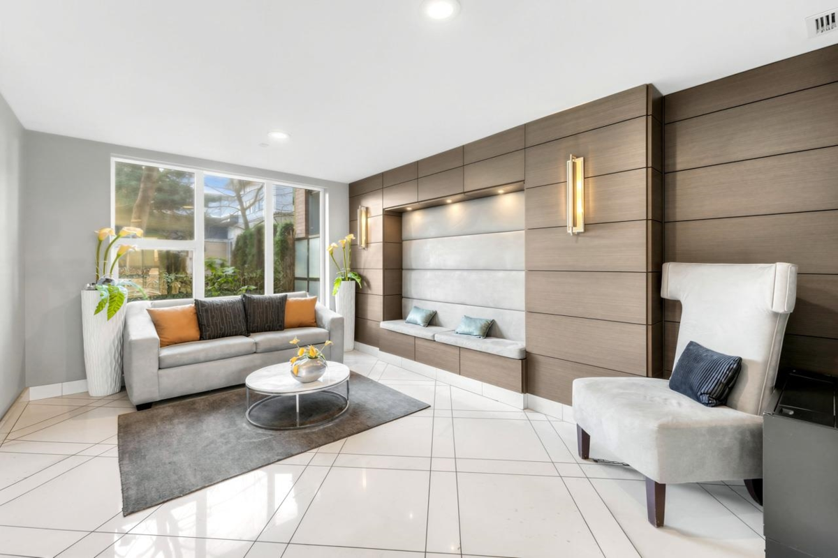 Powder Room Photo of 117 9311 Alexandra Road, Richmond, BC