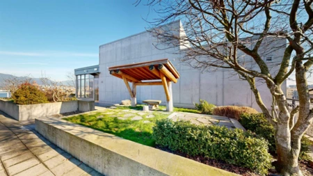 Hot Tub / Spa Photo of 905 66 W Cordova Street, Vancouver, BC