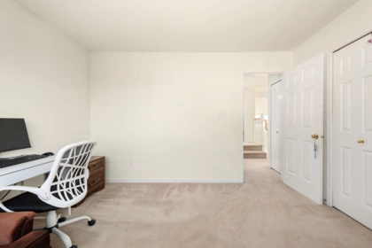Entry Foyer Photo of 11815 No. 1 Road, Richmond, BC