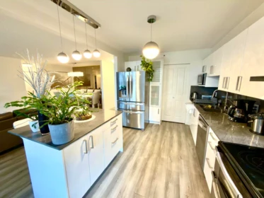 301 555 Austin Avenue, Coquitlam, BC, Coquitlam — Apartment/Condo for sale