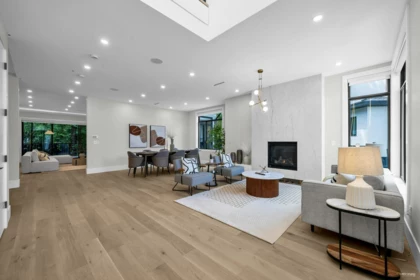 10062 174a Street, Surrey, BC, Fraser Heights — 8 bed single family residence for sale