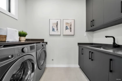 Laundry Room Photo of 10062 174a Street, Surrey, BC