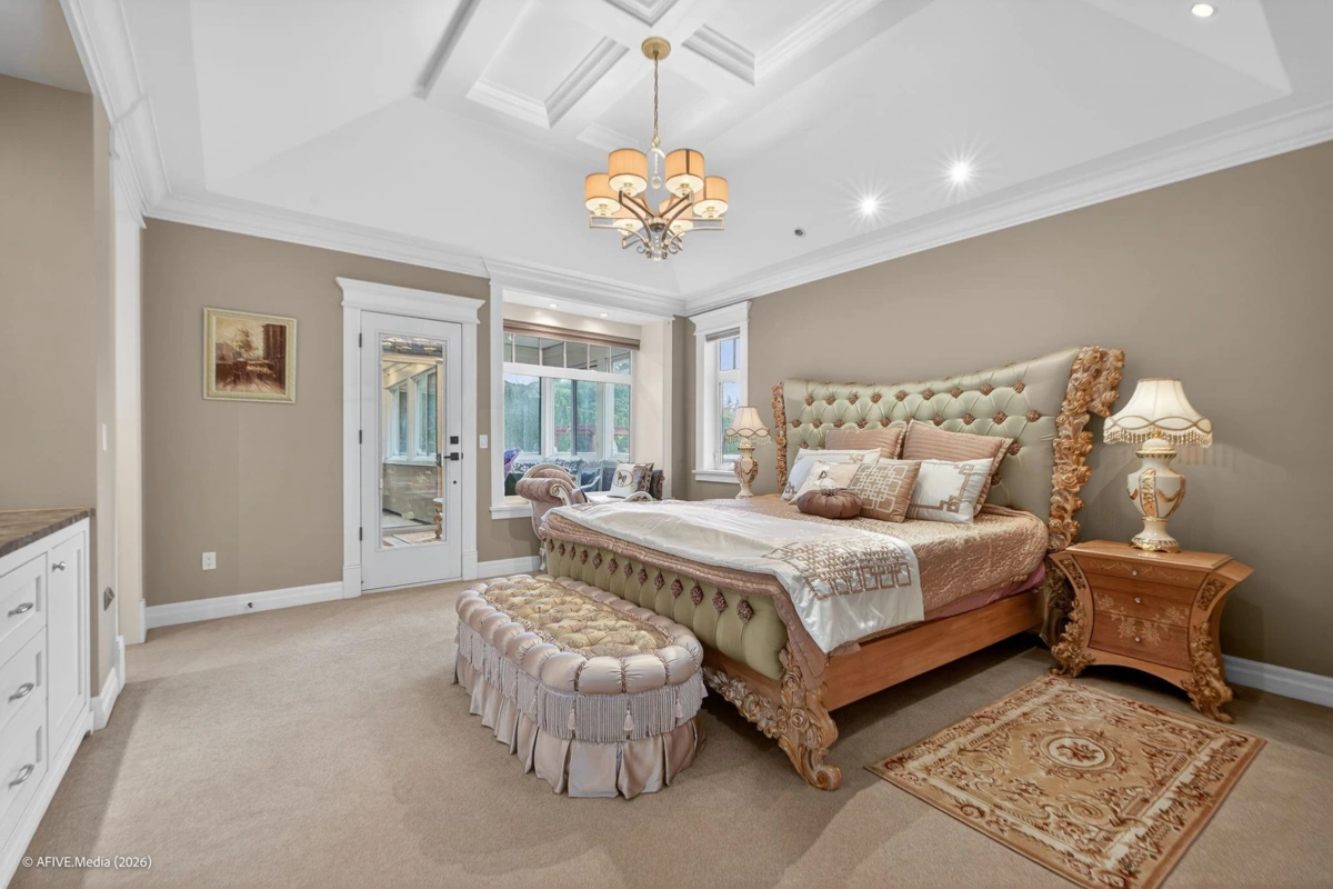 Basement Recreation Room Photo of 16166 30b Avenue, Surrey, BC