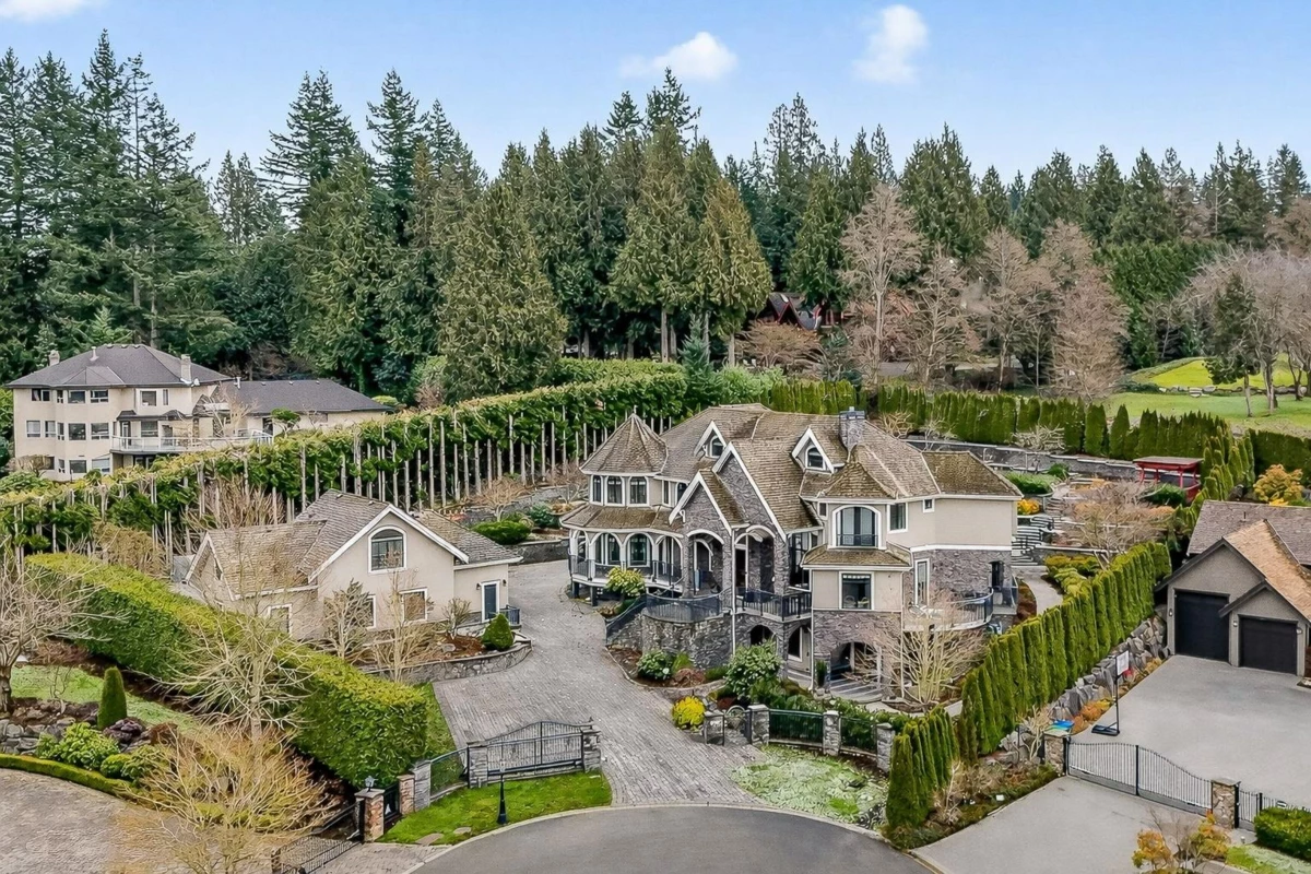 Community Amenities Photo (Clubhouse) of 16166 30b Avenue, Surrey, BC