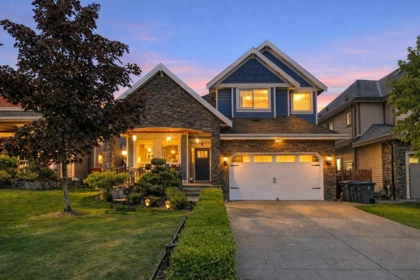 2262 Madrona Place, Surrey, BC, King George Corridor — 8 bed single family residence for sale