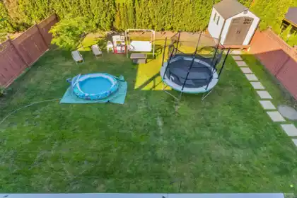 Hot Tub / Spa Photo of 2262 Madrona Place, Surrey, BC