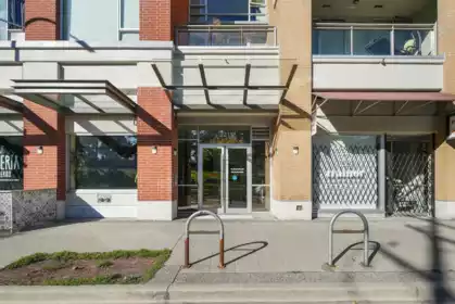 715 221 Union Street, Vancouver, BC, Strathcona — 2 bed apartment/condo for sale