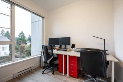 Mudroom Photo of 403 516 Foster Avenue, Coquitlam, BC