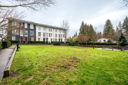 Outdoor Patio Photo of 403 516 Foster Avenue, Coquitlam, BC