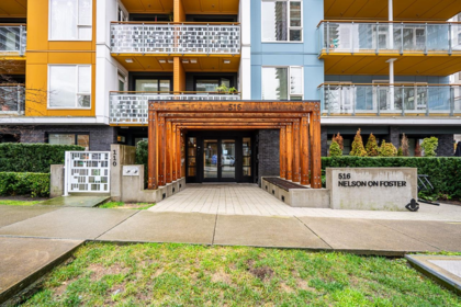 Swimming Pool Photo of 403 516 Foster Avenue, Coquitlam, BC