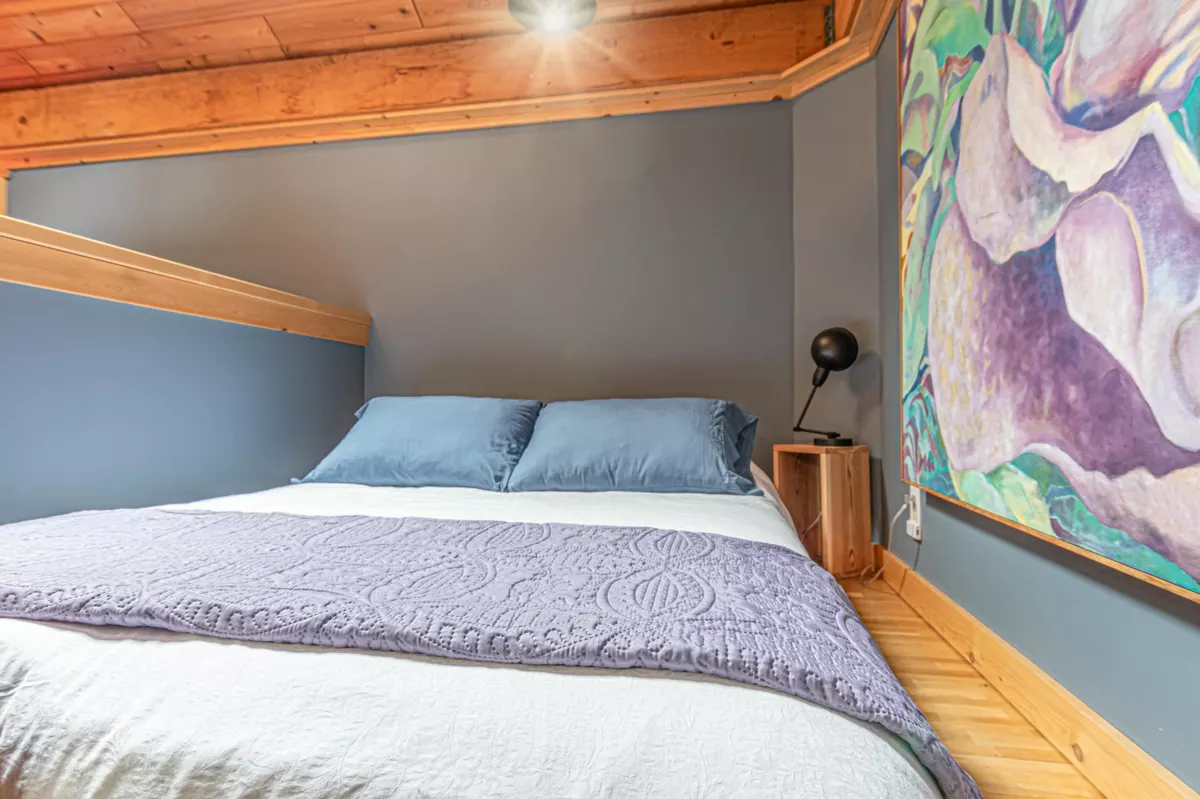 Front Yard Photo of 105 Island Park Drive, Galiano Island, BC