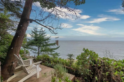 105 Island Park Drive, Galiano Island, BC, Galiano Island — Single Family Residence for sale
