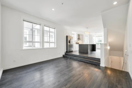 Kitchen Island Photo of 85 8476 207a Street, Langley, BC