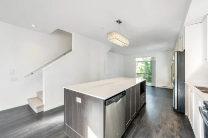 Primary Bathroom Photo of 85 8476 207a Street, Langley, BC