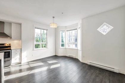 Walk-In Closet Photo of 85 8476 207a Street, Langley, BC
