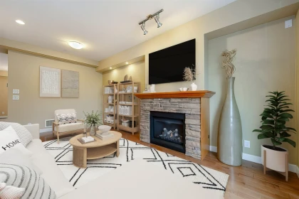 38 20738 84 Avenue, Langley, BC