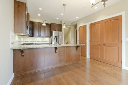 Walk-In Closet Photo of 38 20738 84 Avenue, Langley, BC