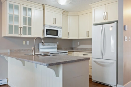 Kitchen Island Photo of 250 Davis Crescent, Langley, BC
