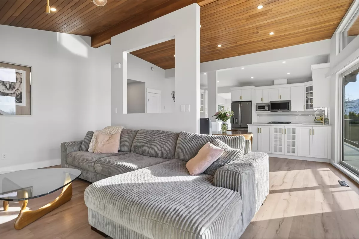 Dining Area Photo of 33777 4 Avenue, Mission, BC