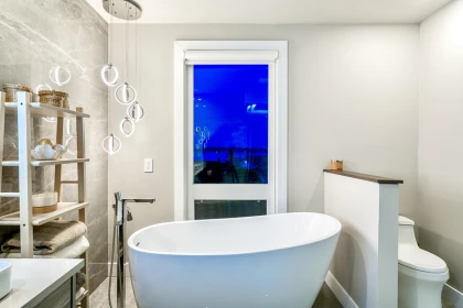 Swimming Pool Photo of 4125 Burkehill Place, West Vancouver, BC